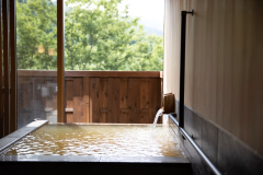 【Limited days only! Overnight stay without meal plan】Enjoy the free-flowing “Kogane-no-Yu (golden hot spring water)”!Free private baths!Last check-in at 8:00 p.m. 【Limited days only! Overnight stay without meal plan】Enjoy the free-flowing “Kogane-no-Yu (golden hot spring water)”!Free private baths!Last check-in at 8:00 p.m.