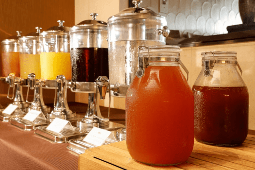 【ドリンクインクルーシブ】自家製コーラやソフトドリンクもフリーフロー(飲み放題)でお楽しみいただけます。 【ドリンクインクルーシブ】自家製コーラやソフトドリンクもフリーフロー(飲み放題)でお楽しみいただけます。