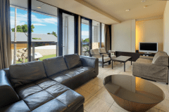 ≪ドッグフレンドリーグランデ（タイルフロア）≫ワンちゃんとご宿泊可能なお部屋です