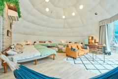 【Nutsエリア：C棟プレミアムドームテント】宿泊グランピング＜川辺10mドームテント＞