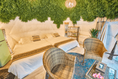 【Nutsエリア：M棟】宿泊グランピング＜川側_5mドームテント＞