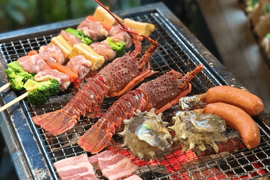 【愛犬と楽しむプレミアムBBQ】伊勢海老・鮑・和牛ステーキを炭火で味わう◆雨天OK！手ぶらで映えBBQ◆1泊2食