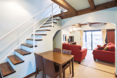 2F　洋室メゾネット＆キッチン【ペット不可】