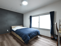 【エコノミーシングル】出張時の拠点にぴったり！落ち着きある色調の快適空間