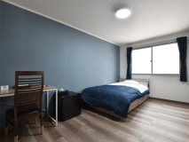 【スタンダードシングル】一日の疲れをしっかり癒す、静けさと広さを兼ね備えた一室