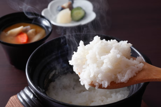 讃岐の大地の恵みを釜焚きご飯で（イメージ）