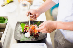 日帰り昼食プラン｜御膳コース｜海の見えるお食事処 椅子テーブル席