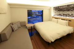 お風呂付クイーンベッドルーム（20㎡）