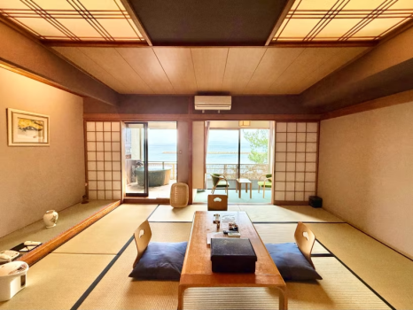 ＜陶器型露天風呂付き＞海側３階和室12.5畳の一例