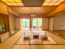 【＜準バリアフリー＞海側２階和洋室12.5畳＆ツイン】～和室～ 和室側は一部段差がございます