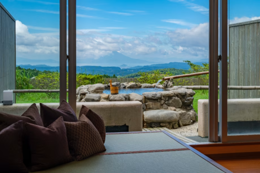 １階客室　露天風呂　オリオン座