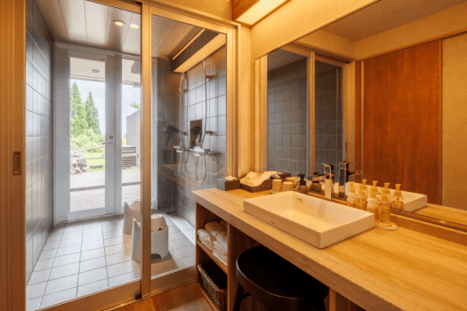 [Renovated]Western style Room with Private Open-air Hot Spring Bath (Twin Beds) 69 square meters on the 1st floor