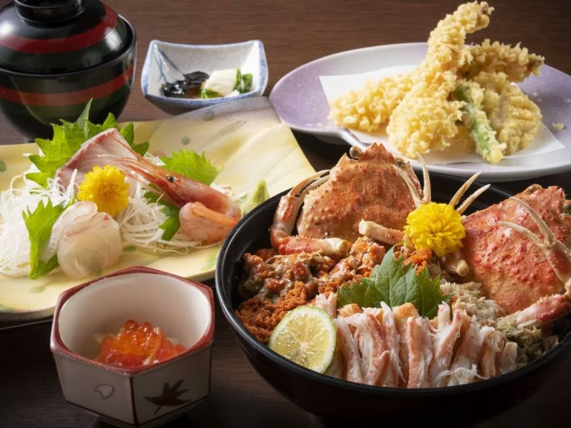 せいこ蟹をまるごと2杯使用！！せいこ丼を御膳でどうぞ♪