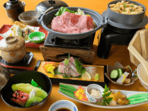 【2026年秋の越前会席】きのこにかぼちゃに秋の味覚満載！メインには牛すき鍋をどうぞ！