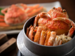 せいこ蟹の旨味がたっぷり詰まった釜飯をご堪能くださいませ。