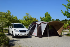 バンガロー1棟＋オートキャンプサイトAC電源あり1区画