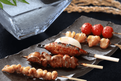 比内地鶏ほっこりやの比内地鶏串焼き会席