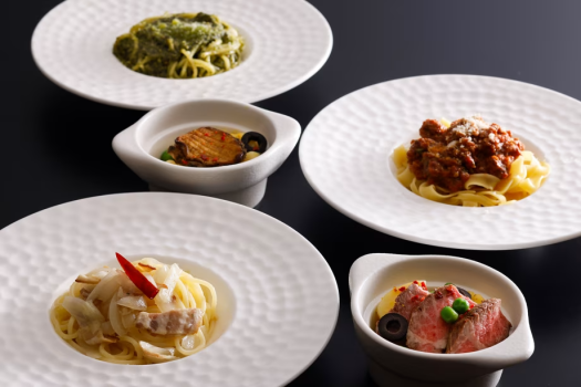 メインは淡路牛または魚介料理をチョイス。淡路島生パスタは3種類の味からお好みで選んで。
