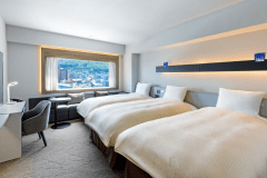 【客室】デラックスツイン/30㎡/こちらのお部屋タイプは全室函館山側を向いております。