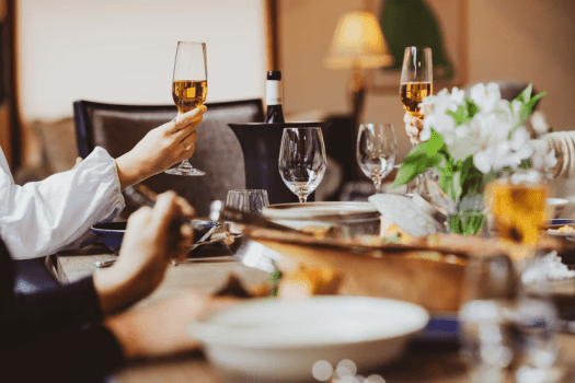 【素泊まり】森の中に、もうひとつの食卓を。