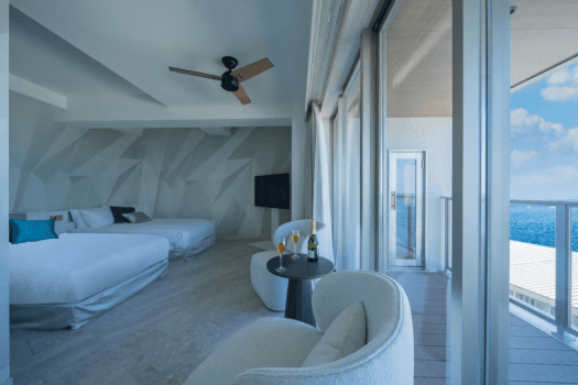 【サウナ＆露天風呂付】デラックスツイン（最上階／オーシャンビュー）