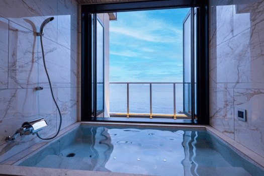 オーシャンスイート〈ヴィラタイプ・ザ・セリーン〉V3