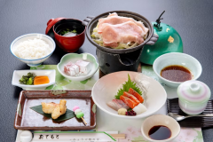 *【和定食一例】会席よりも気軽に食べたいという方に。少食の方にもおすすめです。