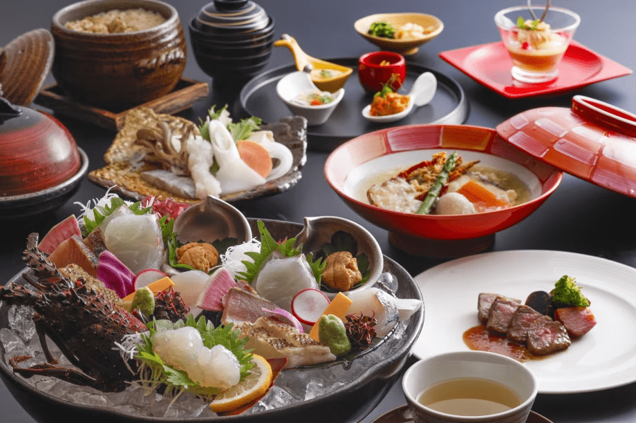 紅葉鯛・伊勢海老・淡路牛を味わう贅沢な秋の饗宴コース(料理イメージ) 紅葉鯛・伊勢海老・淡路牛を味わう贅沢な秋の饗宴コース(料理イメージ)