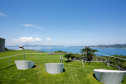鳴門海峡と大鳴門橋を一望するソラテラス(SOLA TERRACE)は記念撮影にぴったりの絶景スポット