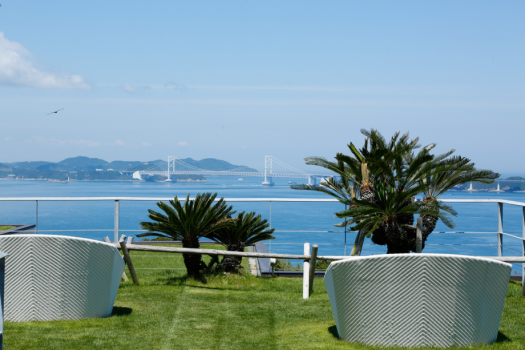 鳴門海峡と大鳴門橋を一望するソラテラス(SOLA TERRACE)は記念撮影にぴったりの絶景スポット