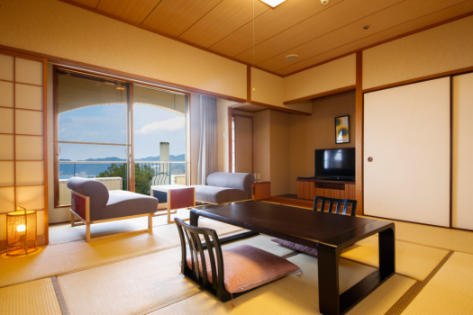 和室(10.5帖・鳴門海峡ビュー)【禁煙】