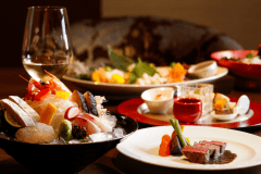 和と洋の料理人が仕立てた目にも鮮やかな料理を好みで選べるプリフィクスディナーの「旬房 海楽」