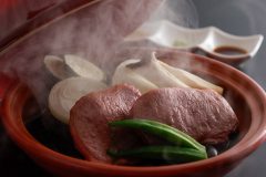 風味豊かな特選淡路牛の宝楽ステーキ(2名盛りイメージ)