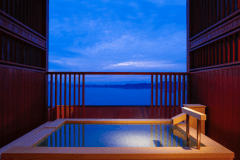 専有露天風呂とテラスを有する特別客室「別邸 蒼空-SOLA-天空TypeD」