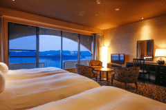 【ハイフロア】スーペリア洋室(42平米・鳴門海峡ビュー)【禁煙】