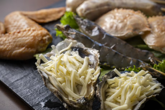 【1泊2食・贅沢BBQディナープラン】3大和牛の"近江牛"や琵琶湖でしか獲れないビワマスなど、エリアを代表するブランド食材を思う存分堪能するプレミアムメニュー