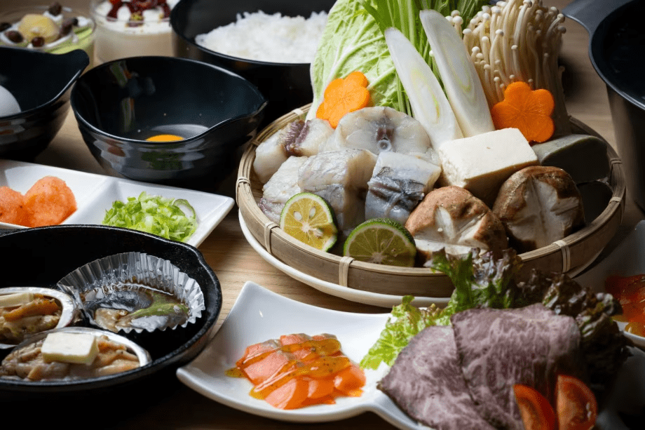 《2食付》■冬の味覚満喫■＜てっちり鍋プラン＞～&rdquo;ふぐ&rdquo;＆&rdquo;アワビ&rdquo;の豪華絢爛！美食を味わう、期間限定プラン