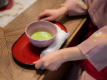 まずは一服。お茶で旅の疲れを癒してください。