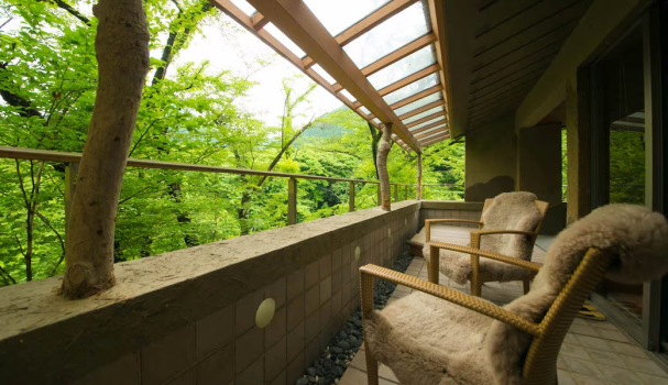 *客室専用露天風呂付 「テラス付和室B(12.5畳+テラス)」 *客室専用露天風呂付 「テラス付和室B(12.5畳+テラス)」