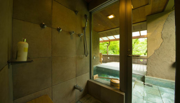 *客室専用露天風呂付 「テラス付和室B(12.5畳+テラス)」 *客室専用露天風呂付 「テラス付和室B(12.5畳+テラス)」