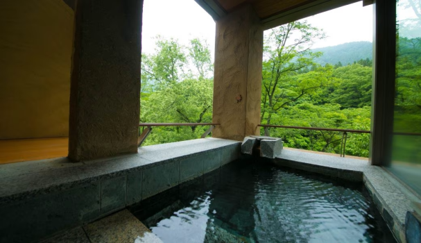 *客室専用露天風呂付「和洋室8畳+ツイン(バス・トイレ付)」 *客室専用露天風呂付「和洋室8畳+ツイン(バス・トイレ付)」