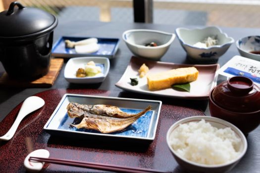 ＜公式HP限定！３大特典＞【1泊2食付】にごり湯×会席料理を楽しむスタンダードプラン