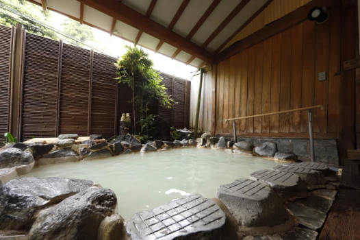 ＜公式HP限定！３大特典＞【1泊2食付】にごり湯×会席料理を楽しむスタンダードプラン