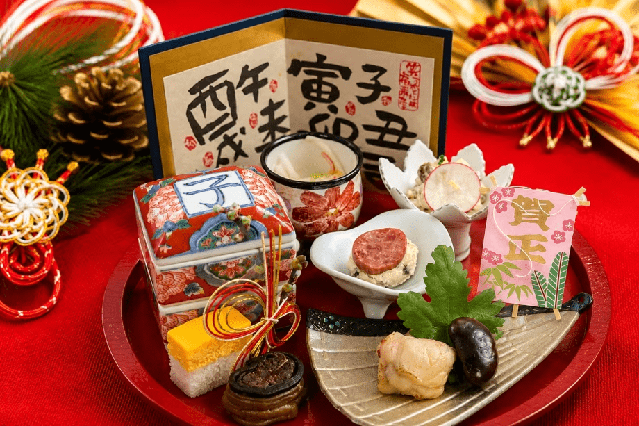 お正月料理の一例　新年を迎えるにふさわしい華やかなお料理をご提供いたします。