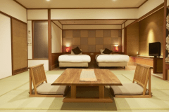 山水亭 特別室｢やすらぎ｣　　 
眺望に優れた角部屋に位置する、露天風呂付の和洋室特別室。四季折々の自然を望みながら、贅沢なひとときを。上質なくつろぎをお求めの方におすすめです。