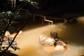 大浴場 ｢千遊｣　女性14:30～24:00(サウナ、露天風呂は23:00まで）、男性翌朝5:00～10:00(サウナ使用不可)　　
源泉「黄金の湯」を贅沢に使用したお風呂のほか、ジャグジーバスやシルキーバスなど多彩な湯船を完備。シックな空間が醸し出す落ち着きの中で、心身ともに深い癒しをご堪能いただけます。