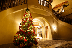 浜辺の離宮でクリスマスステイをお愉しみください。