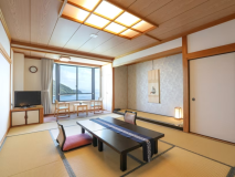 ■和室12畳■お部屋から瀬戸内の多島美をお楽しみいただけます。