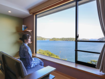 ■和風ツイン■和室15畳にセミダブルベッド（シーリー社製）を2台