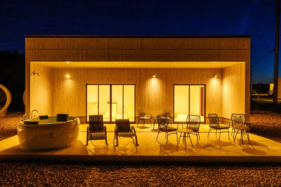 【施設/SAUNA PARK】12歳以下のお子様はサウナパークの入場、ご利用はできません。 【施設/SAUNA PARK】12歳以下のお子様はサウナパークの入場、ご利用はできません。